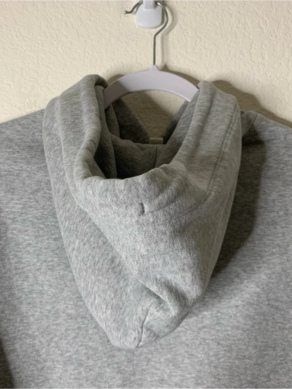 Alo yoga Womens gray cropped hooded sweatshirt XS